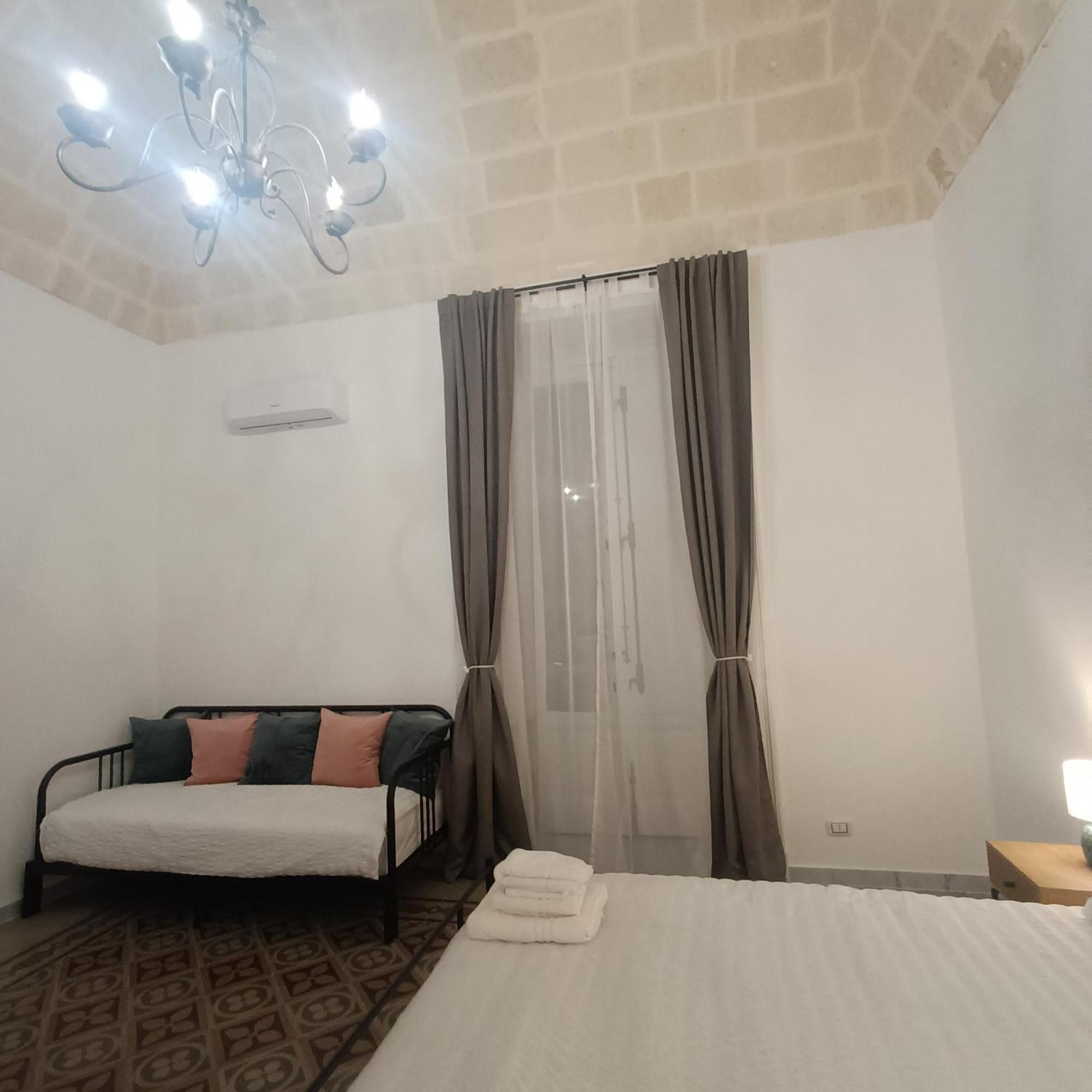Dimora Tarantina Hotell Taranto Exteriör bild