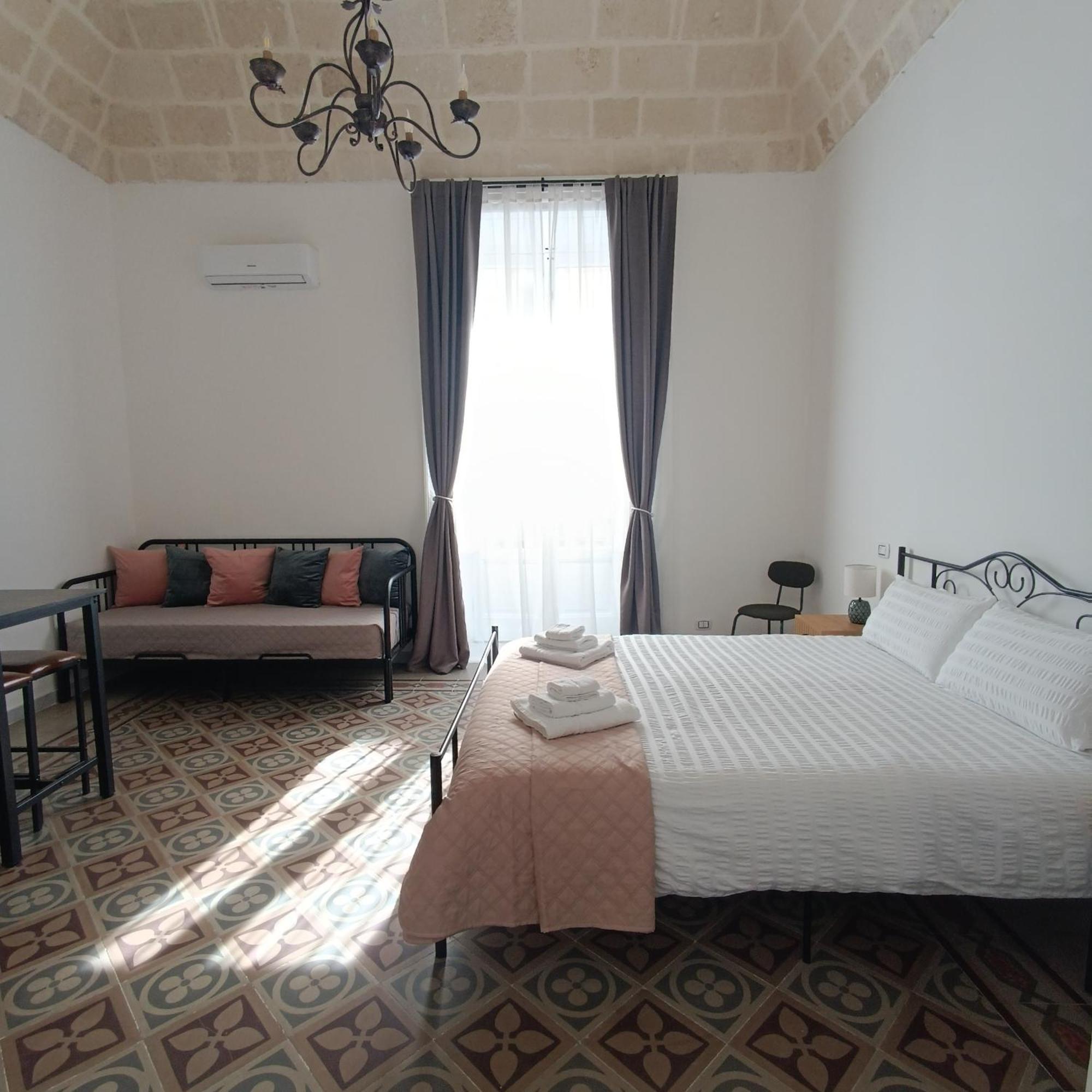 Dimora Tarantina Hotell Taranto Exteriör bild